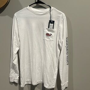 NWT Vineyard vines kids XL long sleeve tee - Xmas design - can be worn by adult